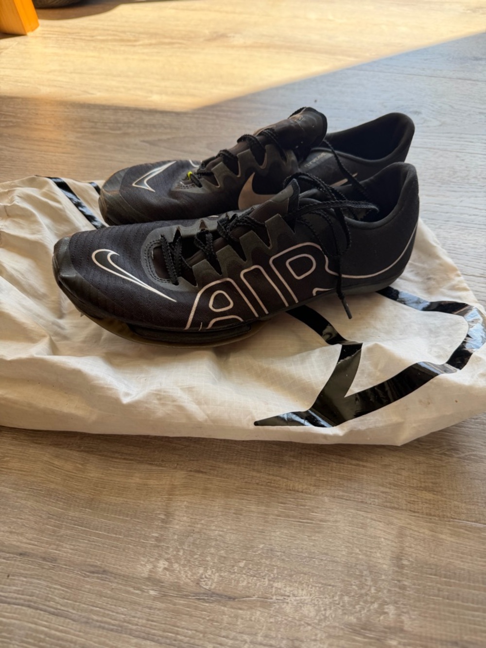 Nike Air Zoom Maxfly More Uptempo Black/White